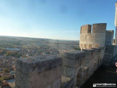 Ribera del Duero,visita enológica-Peñafiel; empresas de senderismo en madrid federarse en montaña